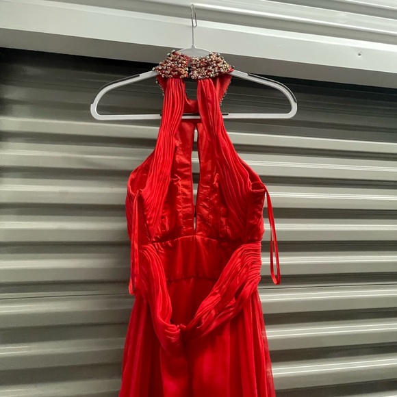 MARK DUGGAL prom/pageant dress red jeweled neckline size 6 - Picture 5 of 8